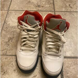 Nike Air Jordan 5 Retro True White/Fire Red/Black/Metallic Silver